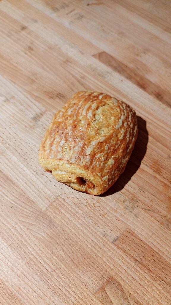 Nona (zondag) Plantaardig worstenbroodje spelt